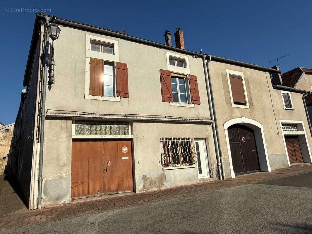 Maison à BOURBONNE-LES-BAINS