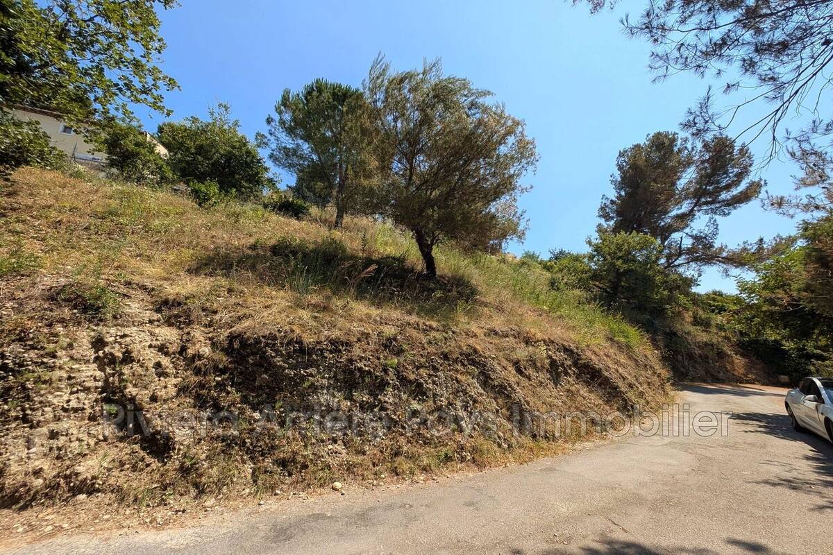 Terrain à COLOMARS