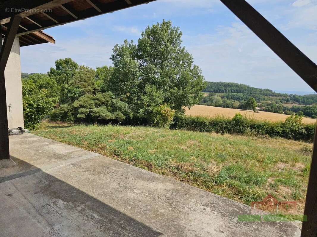 Maison à MOISSIEU-SUR-DOLON