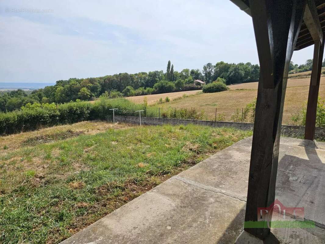 Maison à MOISSIEU-SUR-DOLON