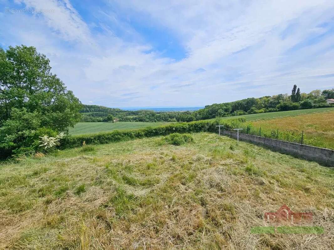 Maison à MOISSIEU-SUR-DOLON