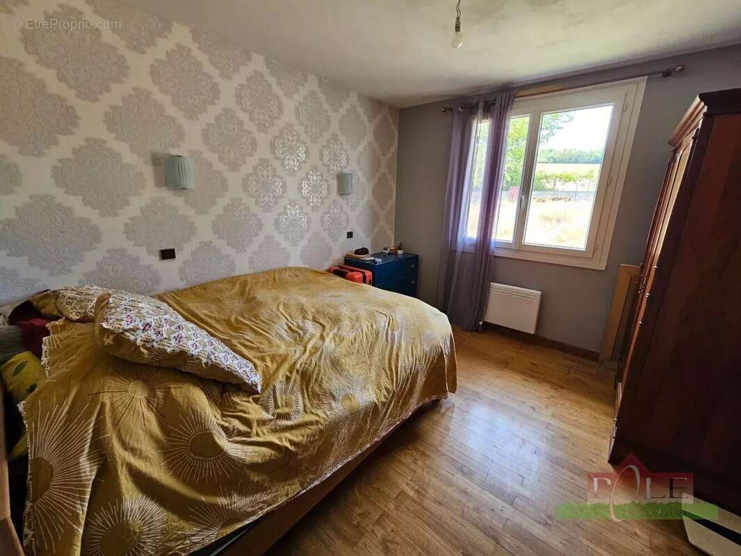 Maison à MOISSIEU-SUR-DOLON