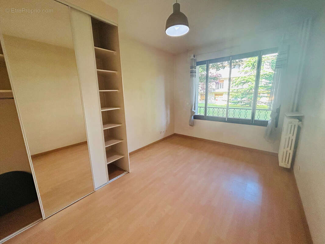 Appartement à NOGENT-SUR-MARNE