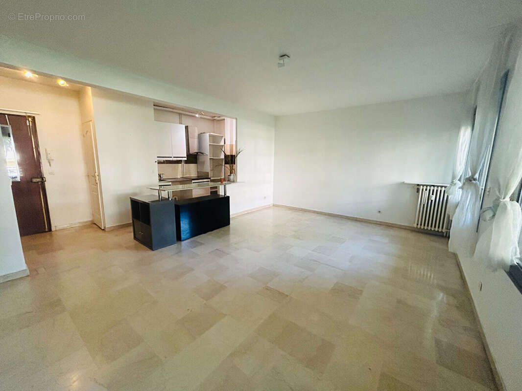 Appartement à NOGENT-SUR-MARNE