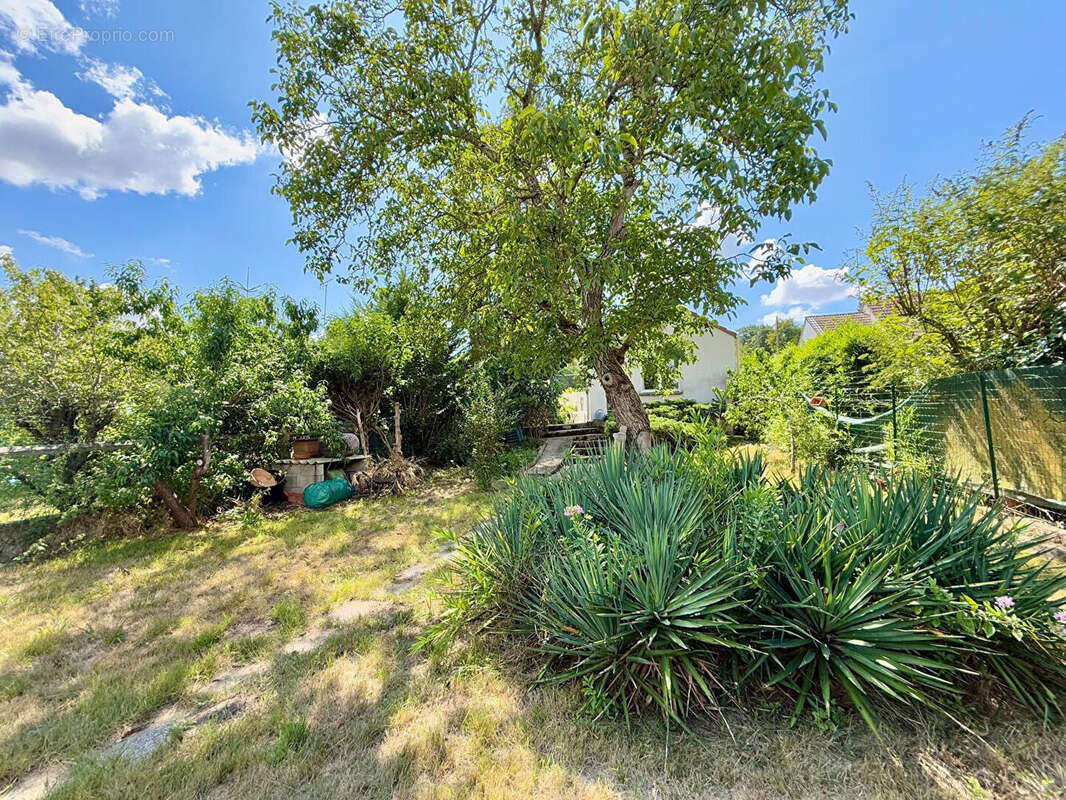 Maison à MILLY-LA-FORET