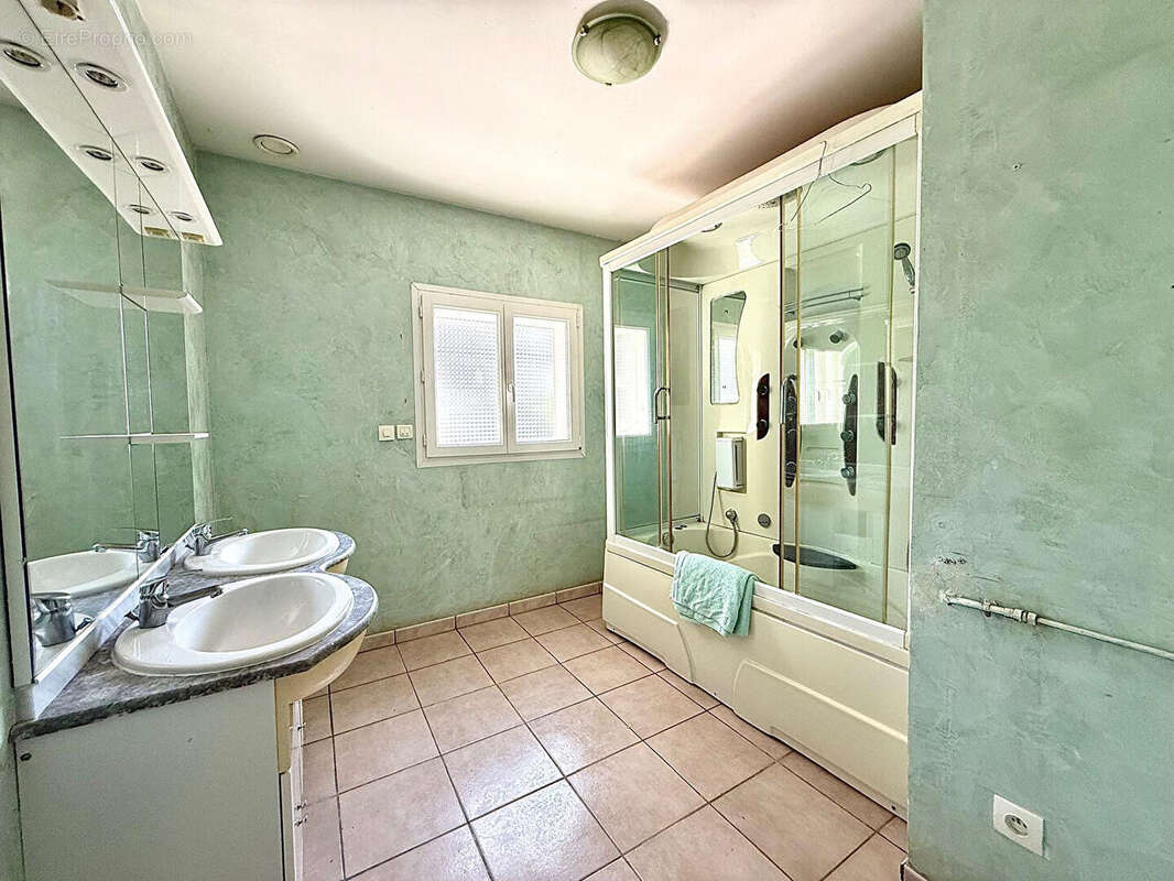 Maison à MILLY-LA-FORET