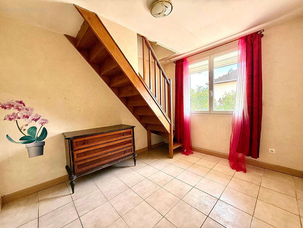 Maison à MILLY-LA-FORET