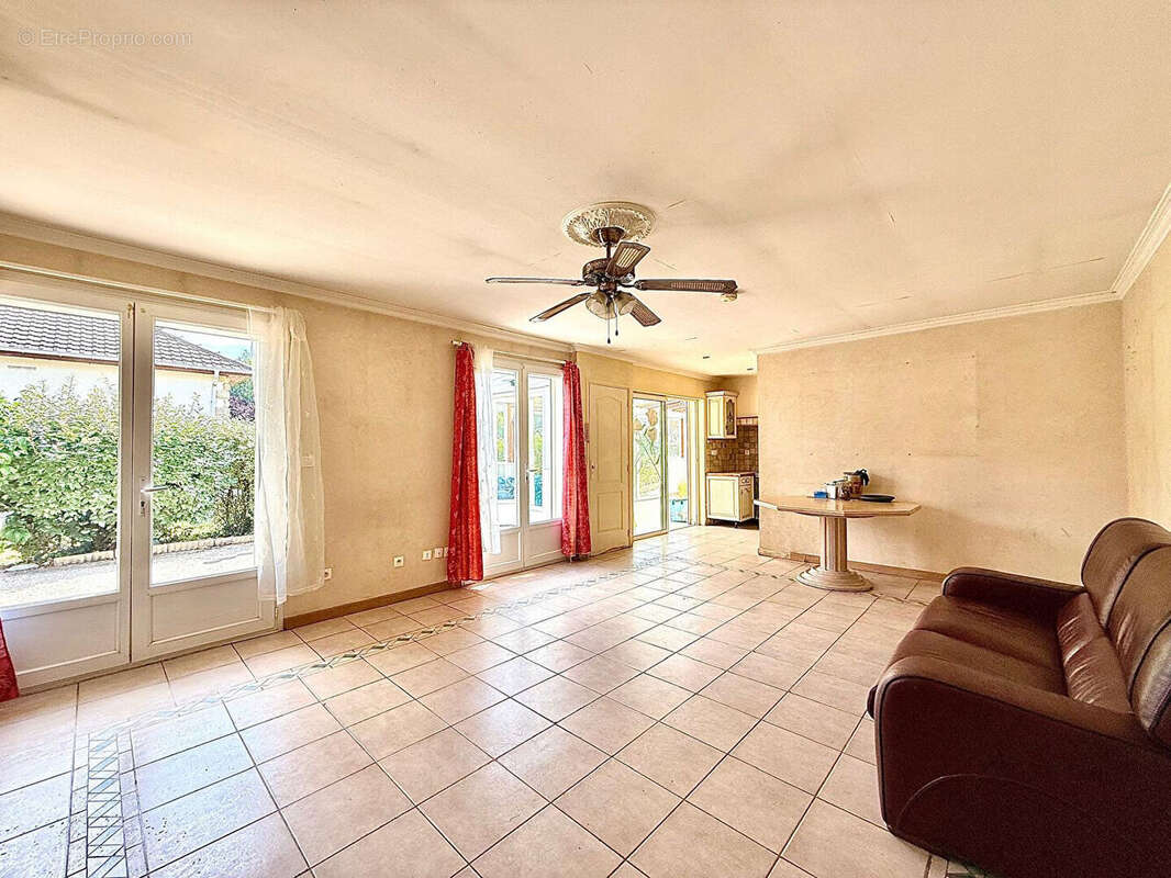 Maison à MILLY-LA-FORET