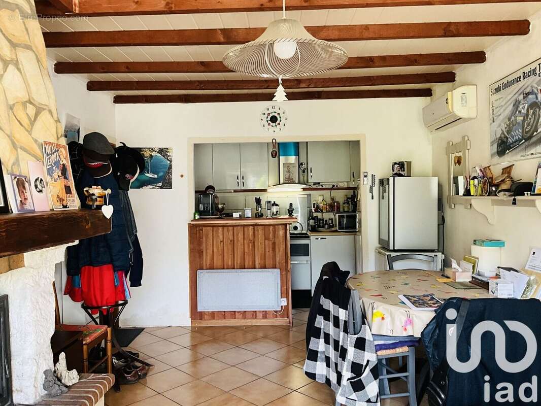 Photo 2 - Appartement à BEZ-ET-ESPARON