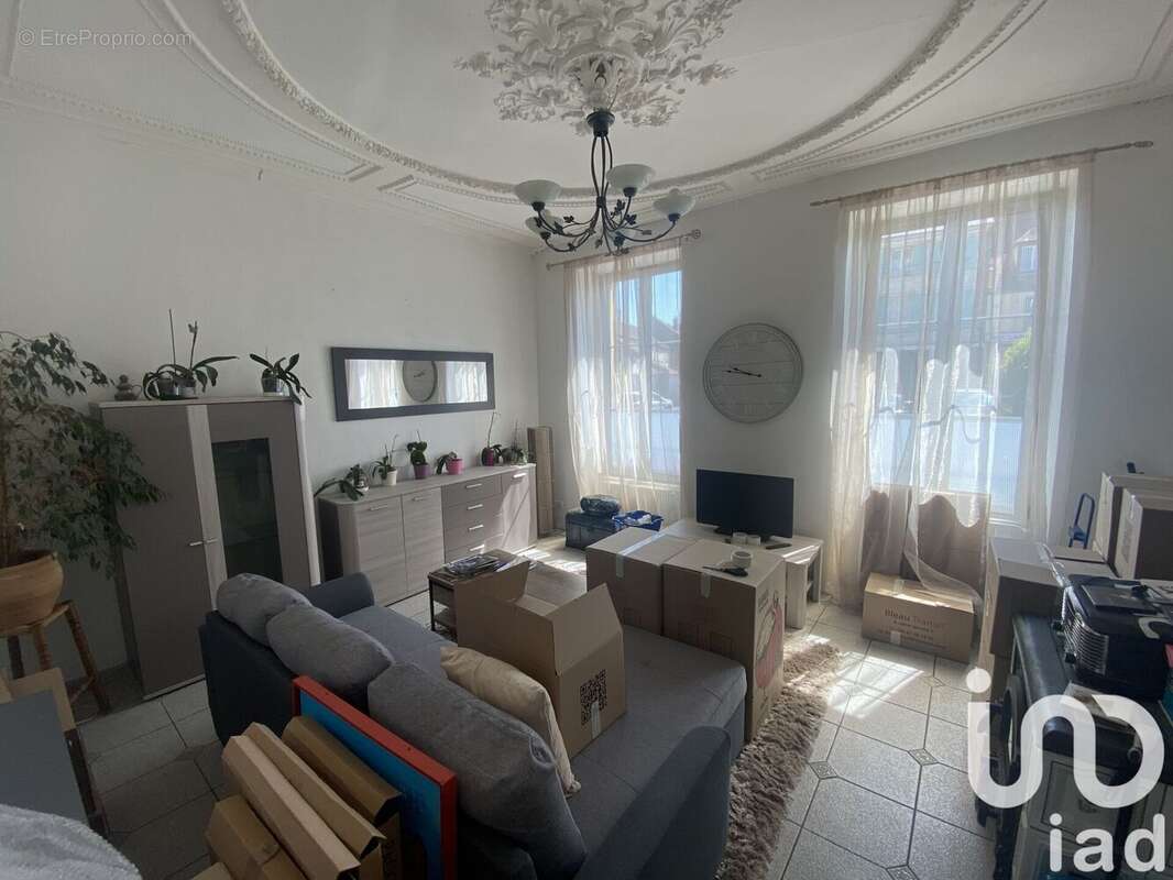 Photo 5 - Maison à URY