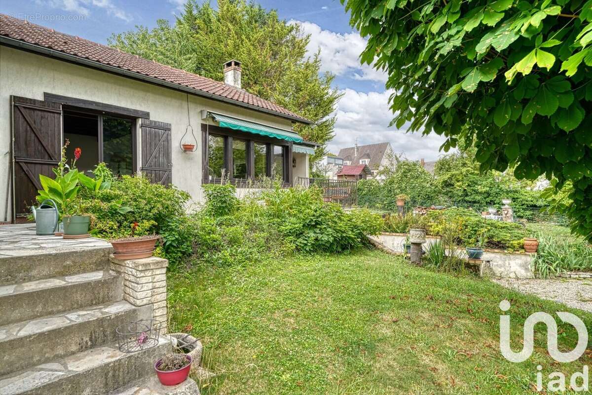 Photo 3 - Maison à SARCELLES