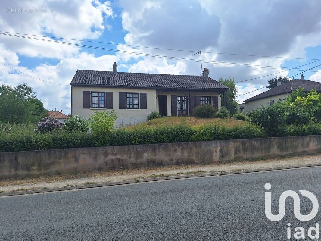 Photo 1 - Maison à SAINT-GERMAIN