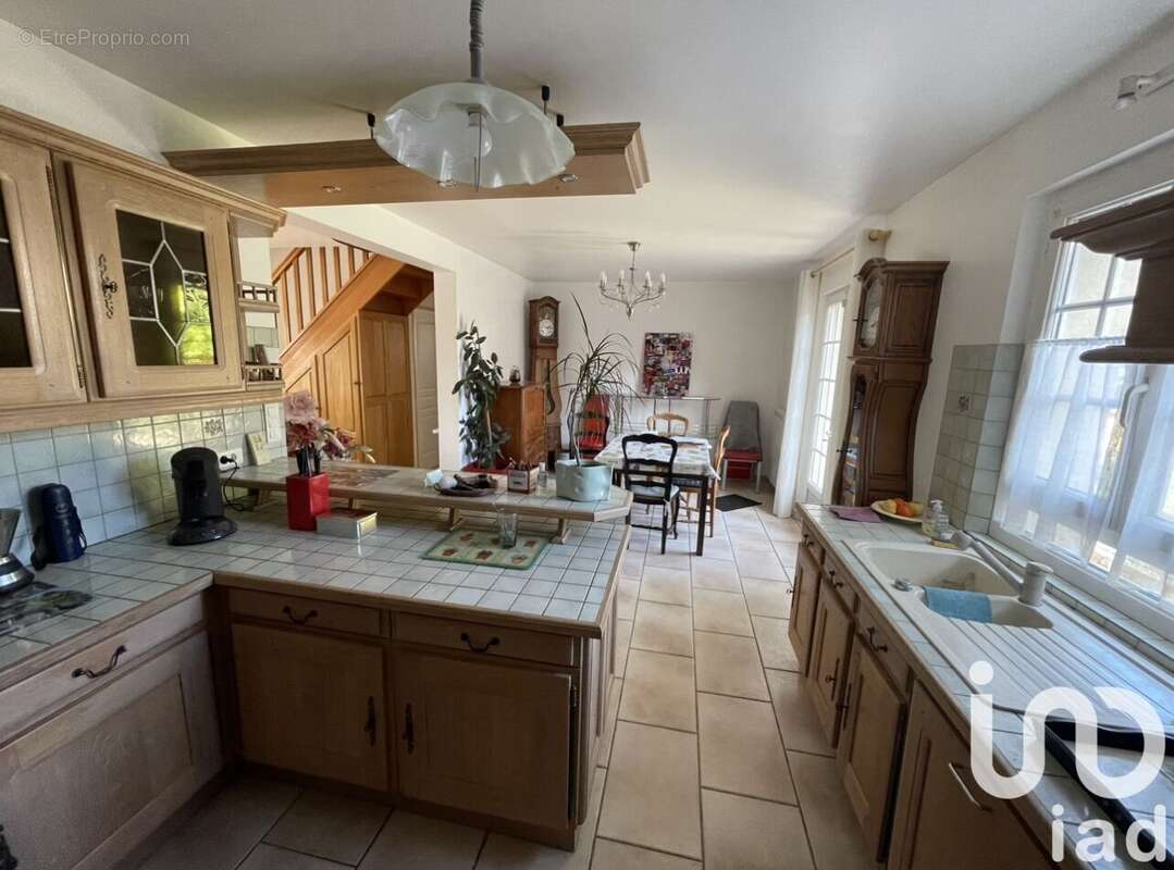 Photo 4 - Maison à MARLY-LA-VILLE