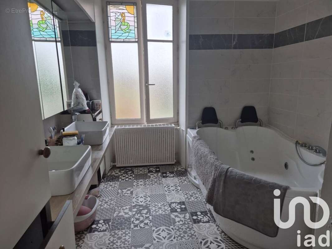 Photo 8 - Maison à JAZENEUIL