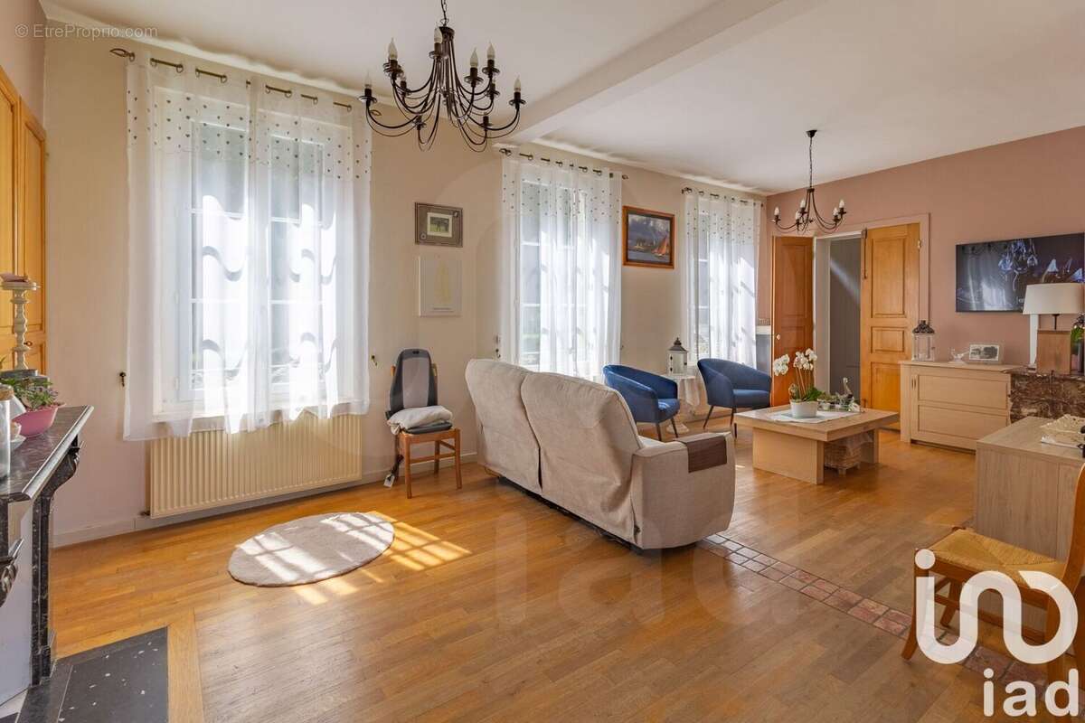 Photo 3 - Maison à NOYON