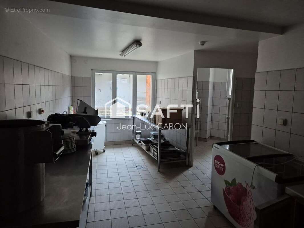 Photo 5 - Commerce à DOMPIERRE-SUR-BESBRE