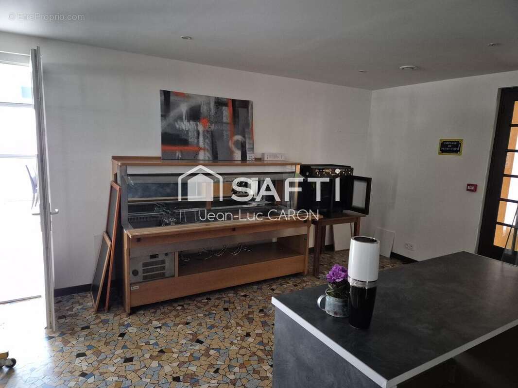 Photo 6 - Commerce à DOMPIERRE-SUR-BESBRE