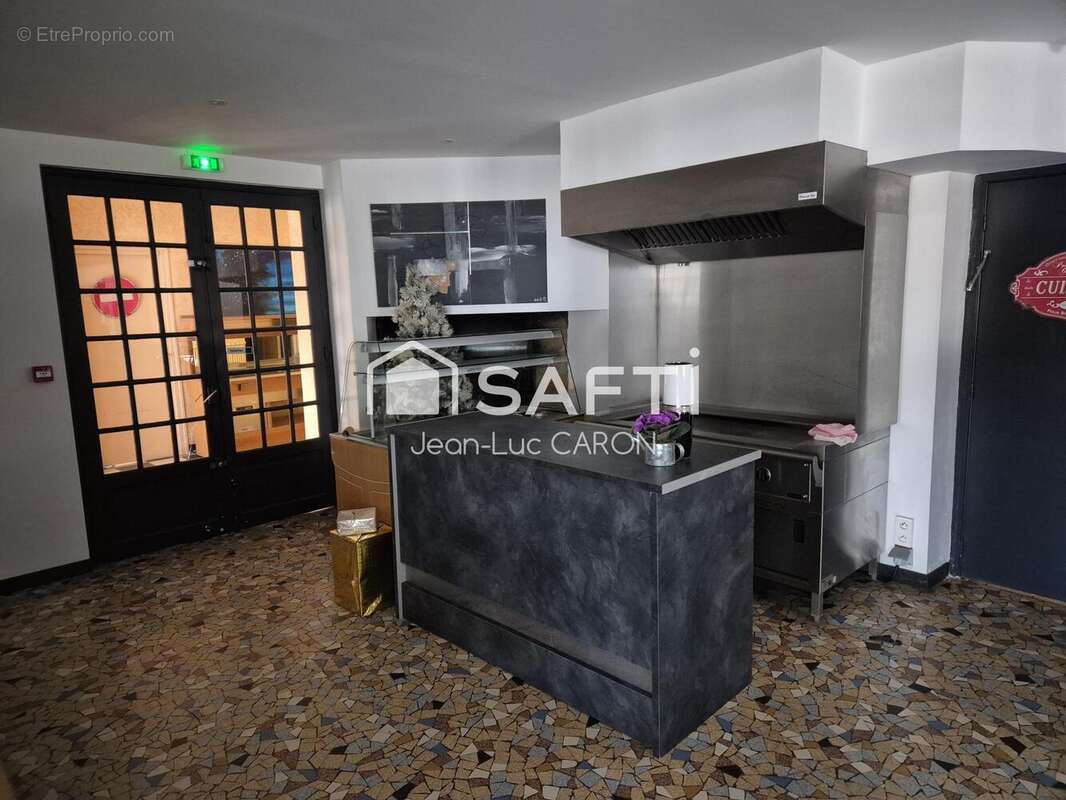 Photo 8 - Commerce à DOMPIERRE-SUR-BESBRE