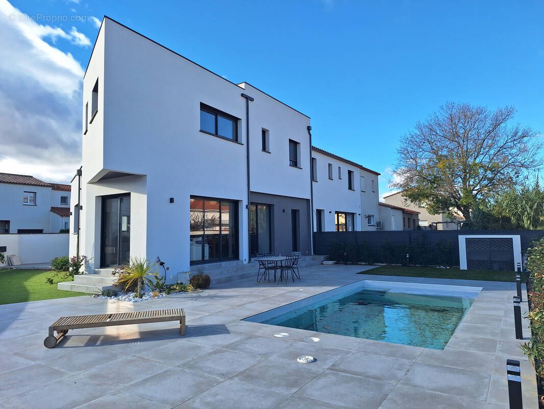 Maison à SAINT-CYPRIEN