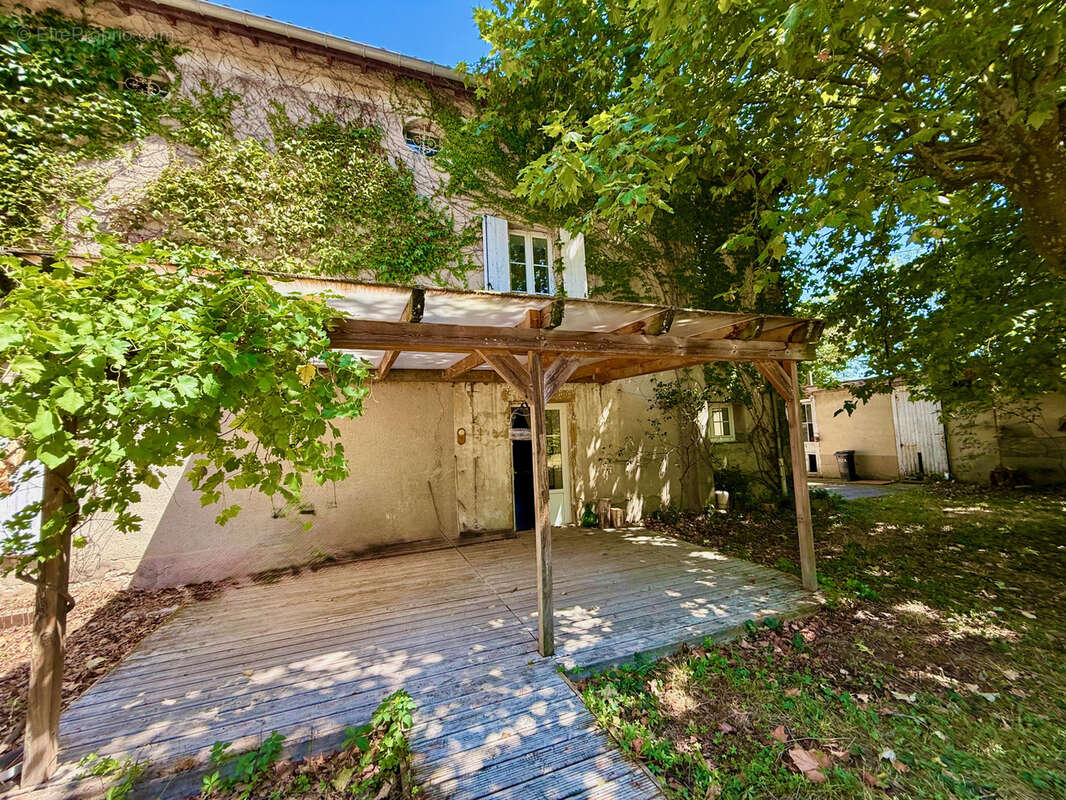 Maison à SAINT-BARTHELEMY