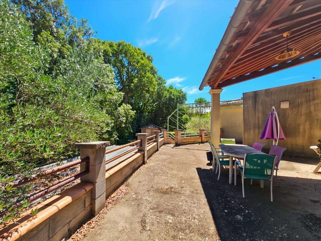 Maison à SAINTE-ANASTASIE