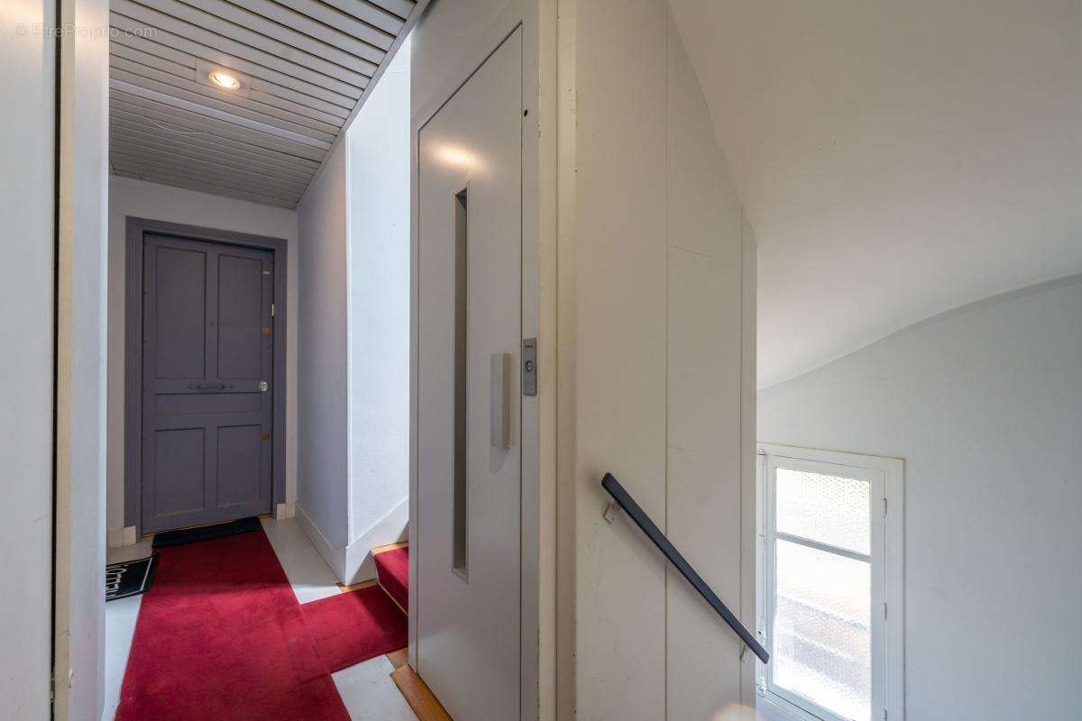 Appartement à ASNIERES-SUR-SEINE