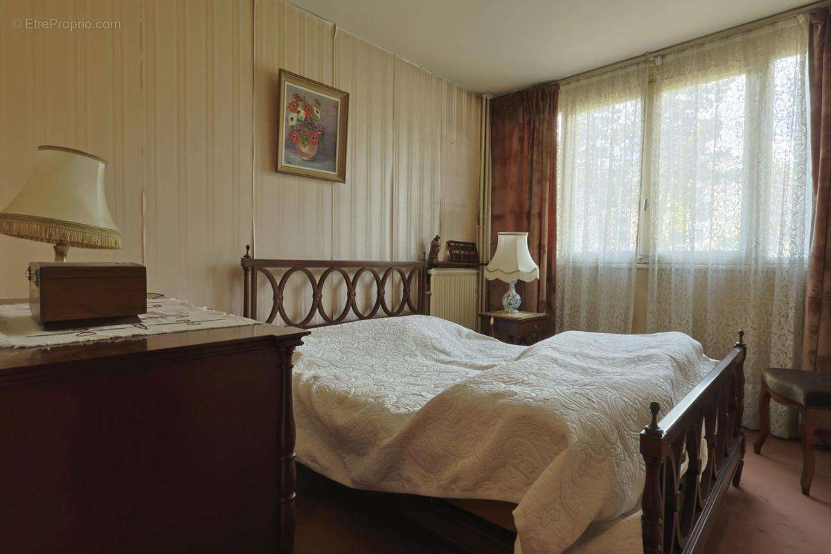 Appartement à RUEIL-MALMAISON