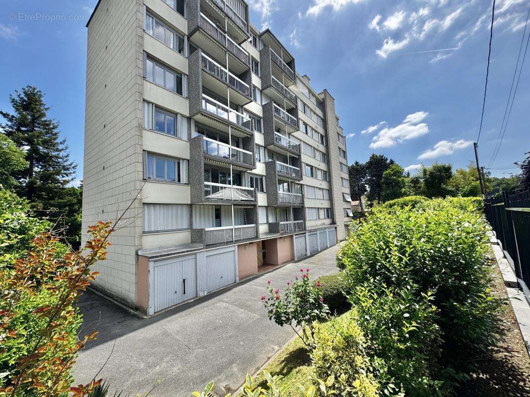 Appartement à RUEIL-MALMAISON