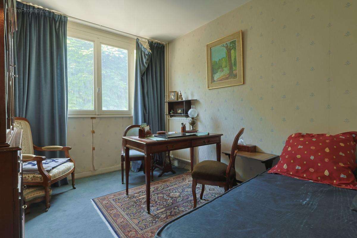 Appartement à RUEIL-MALMAISON