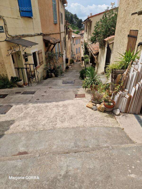 Maison à ROQUEVAIRE