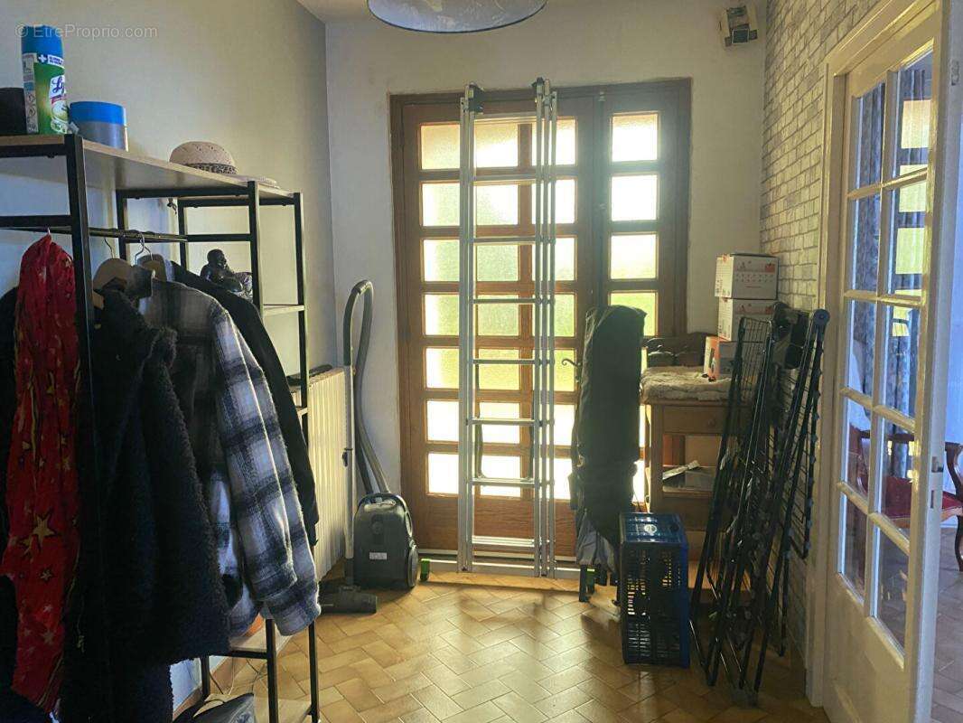 Maison à POULIGNY-SAINT-PIERRE