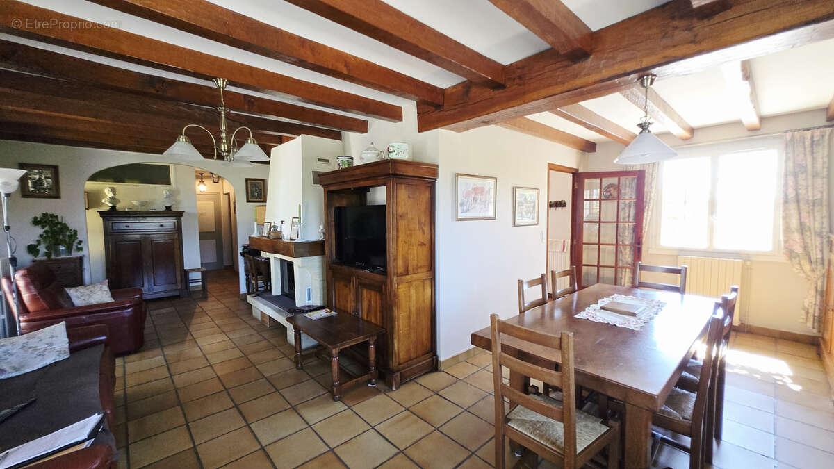 Maison à SAINT-AVIT-SAINT-NAZAIRE