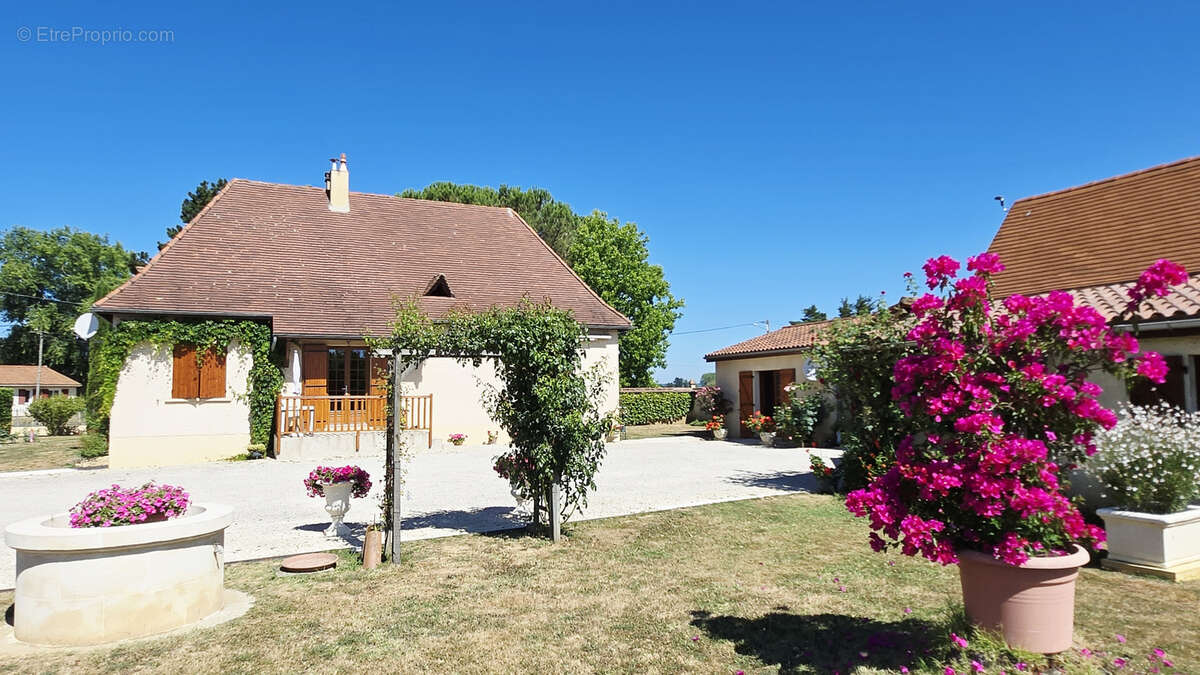 Maison à SAINT-AVIT-SAINT-NAZAIRE