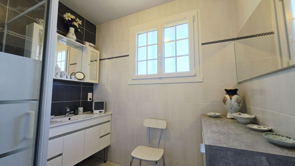 Maison à SAINT-AVIT-SAINT-NAZAIRE