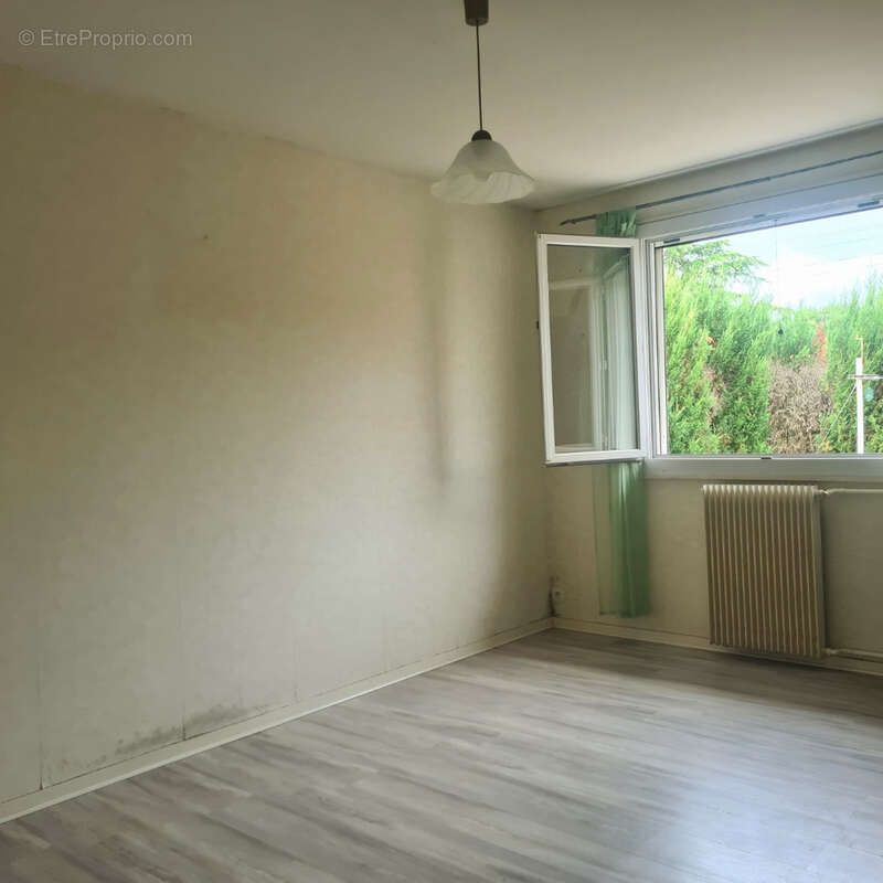 Maison à SAINT-SEURIN-SUR-L&#039;ISLE