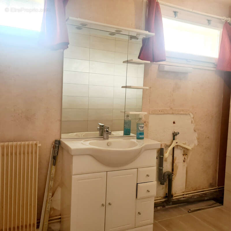 Maison à SAINT-SEURIN-SUR-L&#039;ISLE