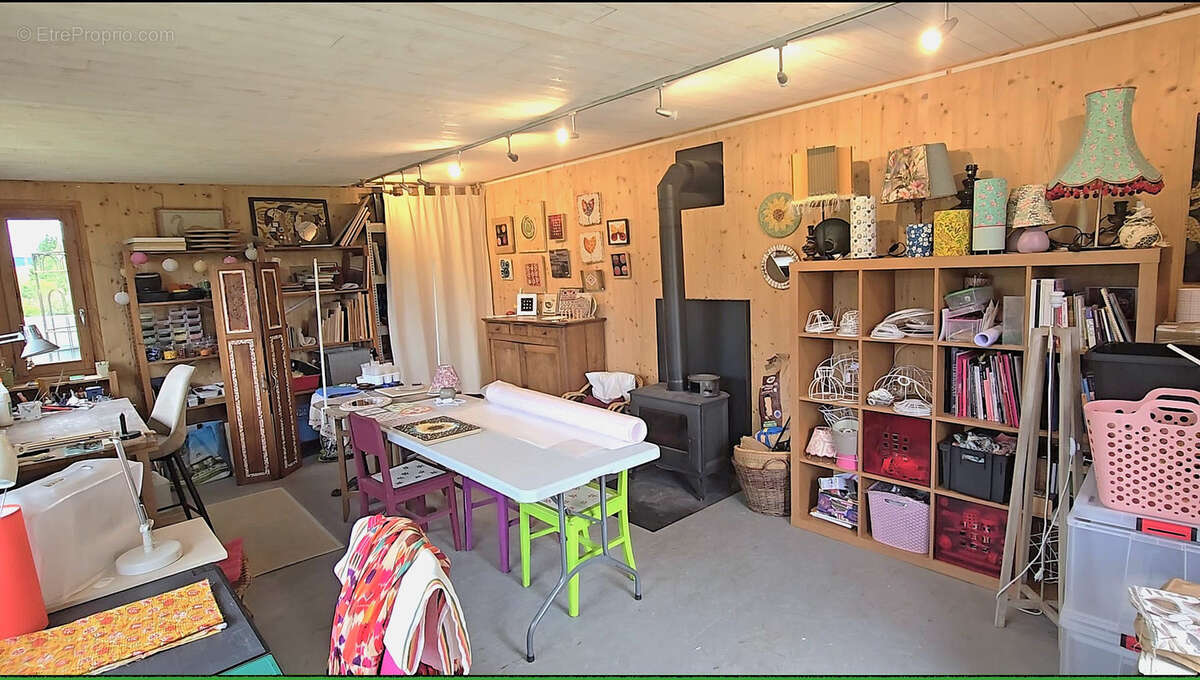 Maison à SAINT-BASILE