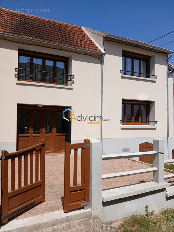 Maison à COULOMMIERS