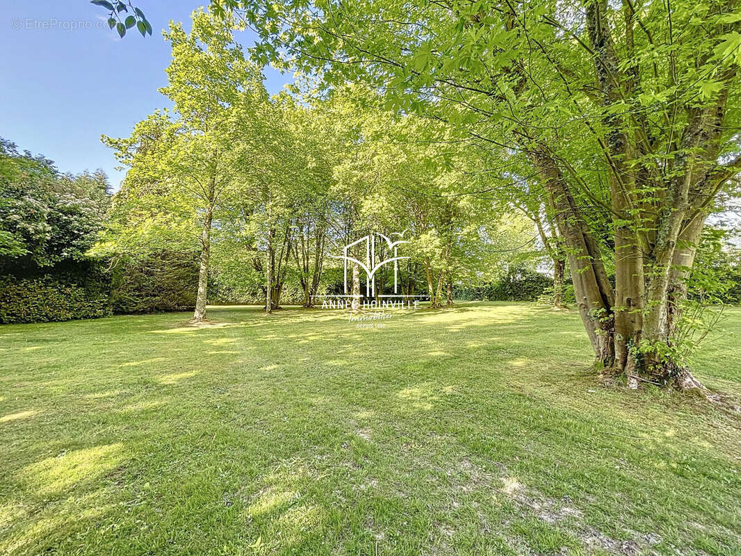 Maison à SAINT-GATIEN-DES-BOIS