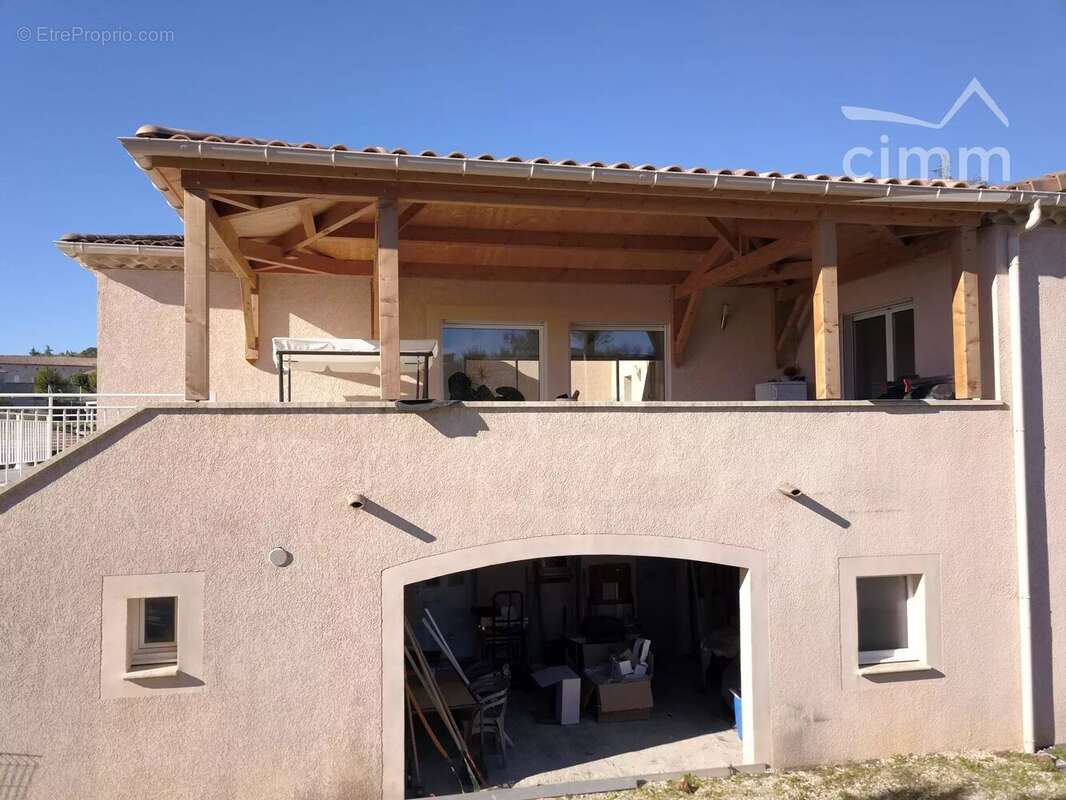 Maison à RUOMS