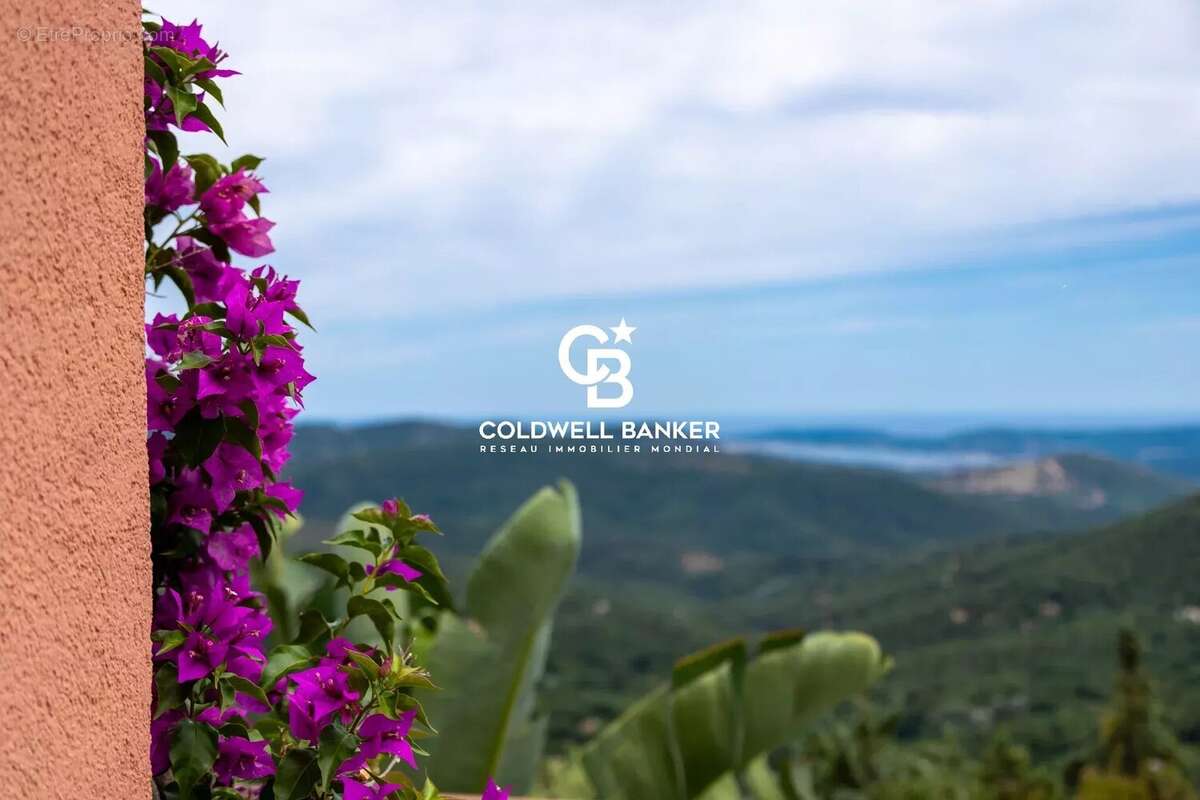 Maison à LA GARDE-FREINET