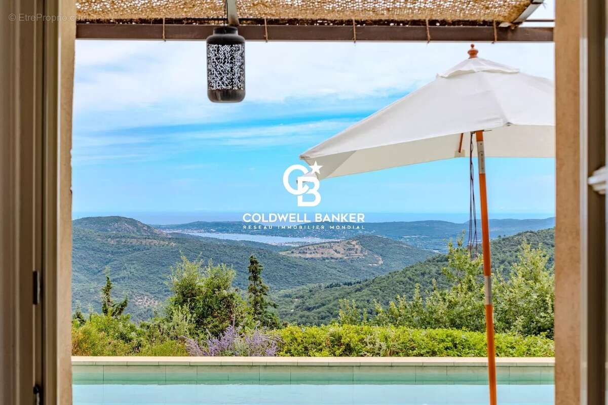 Maison à LA GARDE-FREINET