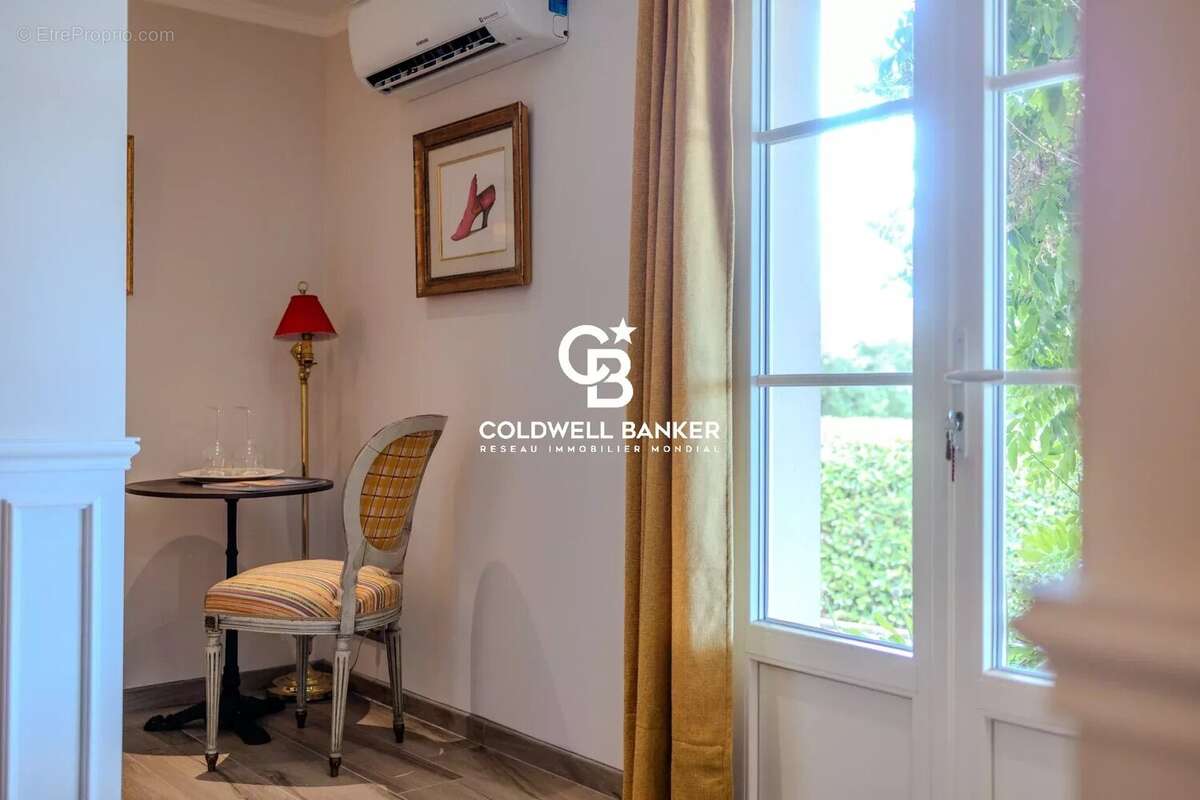 Maison à LA GARDE-FREINET