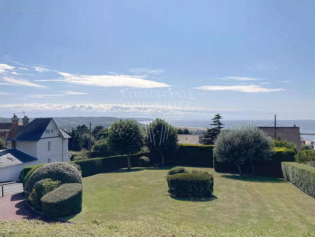 Appartement à TROUVILLE-SUR-MER