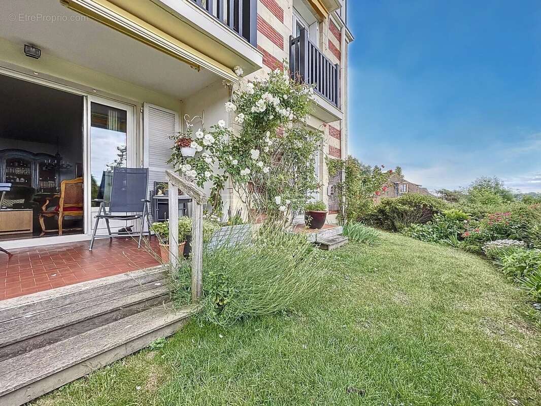 Appartement à TROUVILLE-SUR-MER