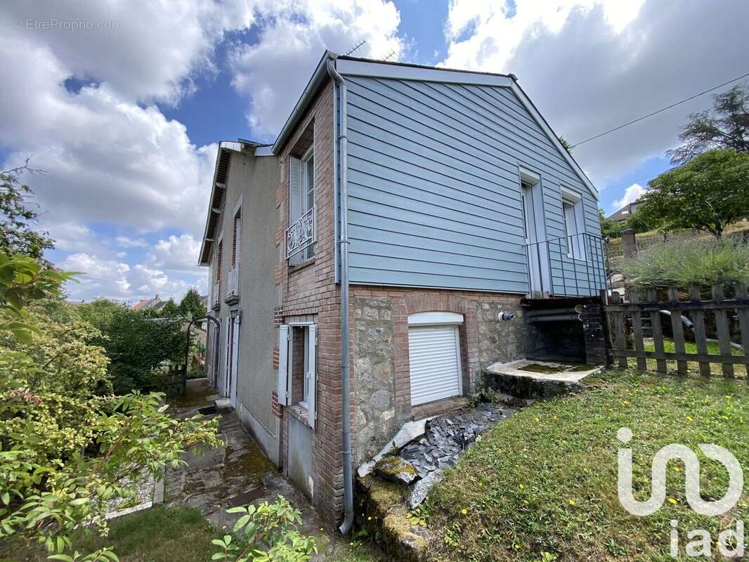 Photo 2 - Maison à SAINTE-FEYRE