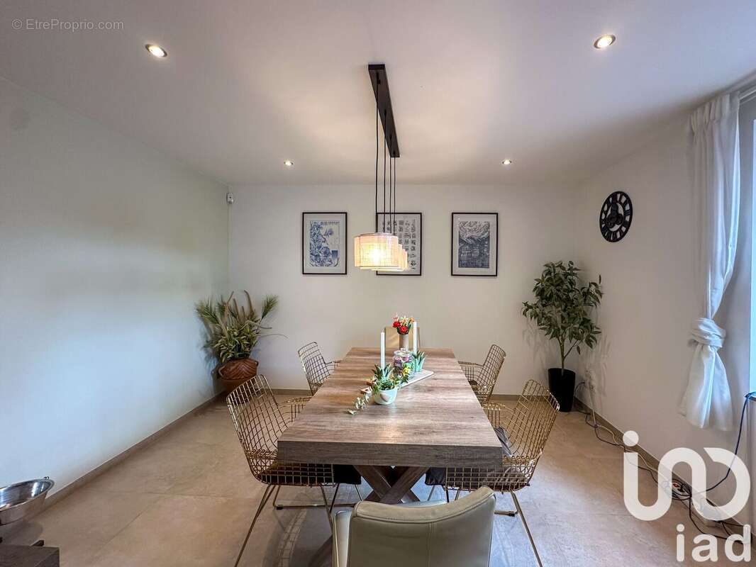 Photo 3 - Maison à RUSSANGE