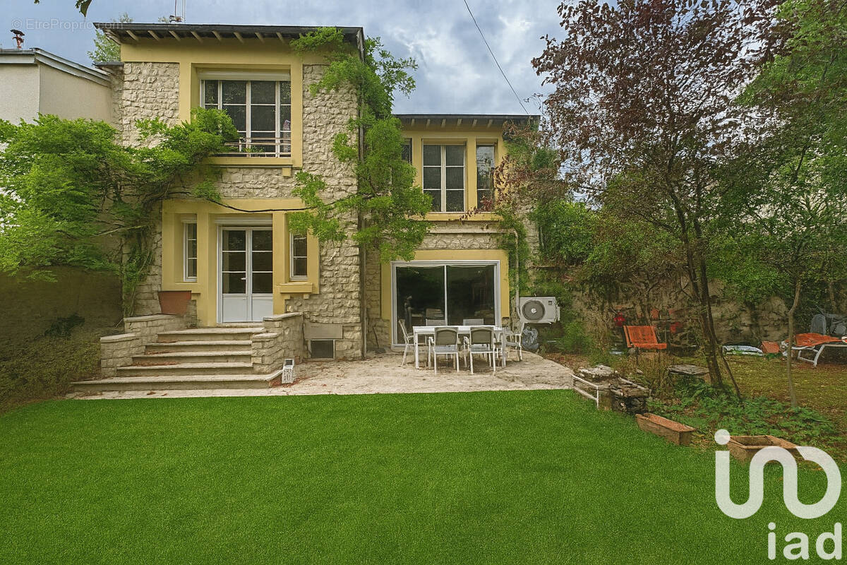 Photo 1 - Maison à FONTAINEBLEAU