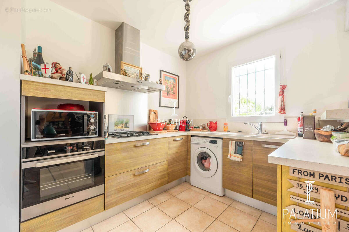 Maison à GREOUX-LES-BAINS