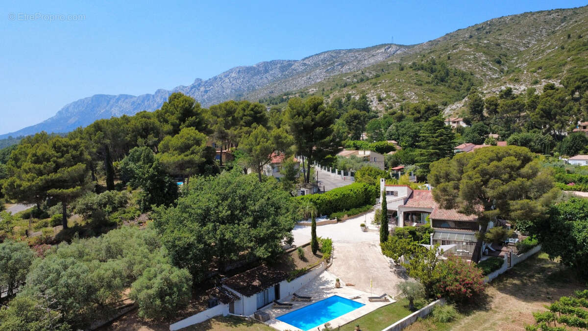 Maison à PUYLOUBIER